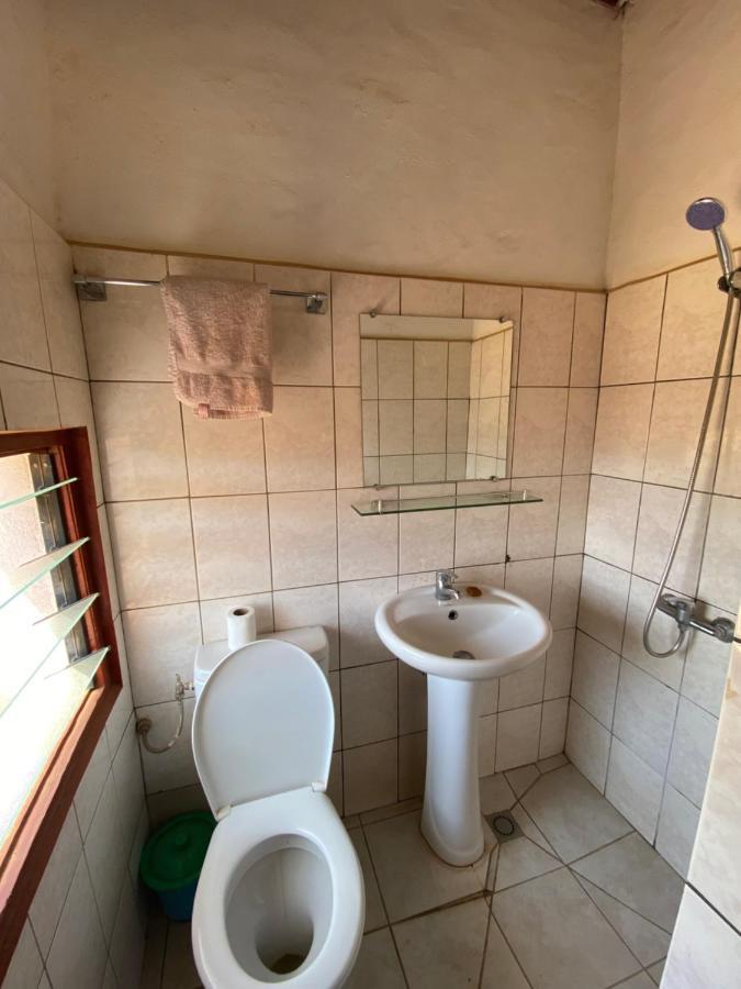 Lycee Picot De Cloriviere Dont Les Revenus Financent L'Education Des Eleves Apartment Antsirabe Exterior foto